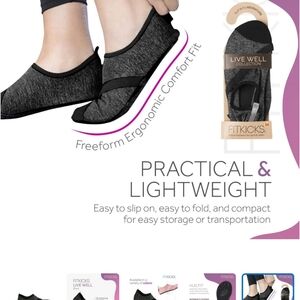 FITKICKS Athletic Shoes Quick Dry Foldable Water Shoes Heathered Gray Black  7 M